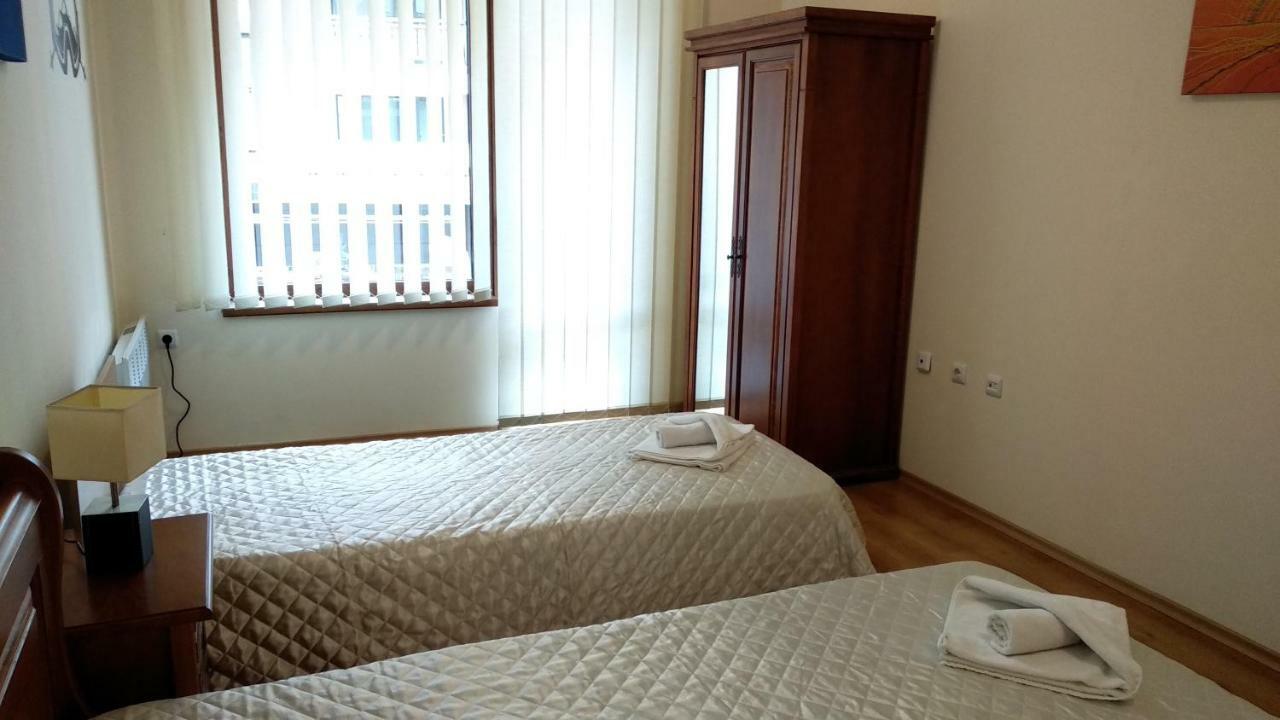 Pine Tree Apartment 2 - B7 Bansko Exterior foto