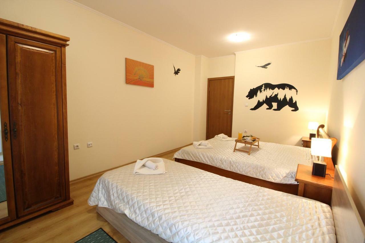 Pine Tree Apartment 2 - B7 Bansko Exterior foto