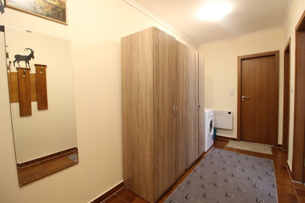 Pine Tree Apartment 2 - B7 Bansko Exterior foto