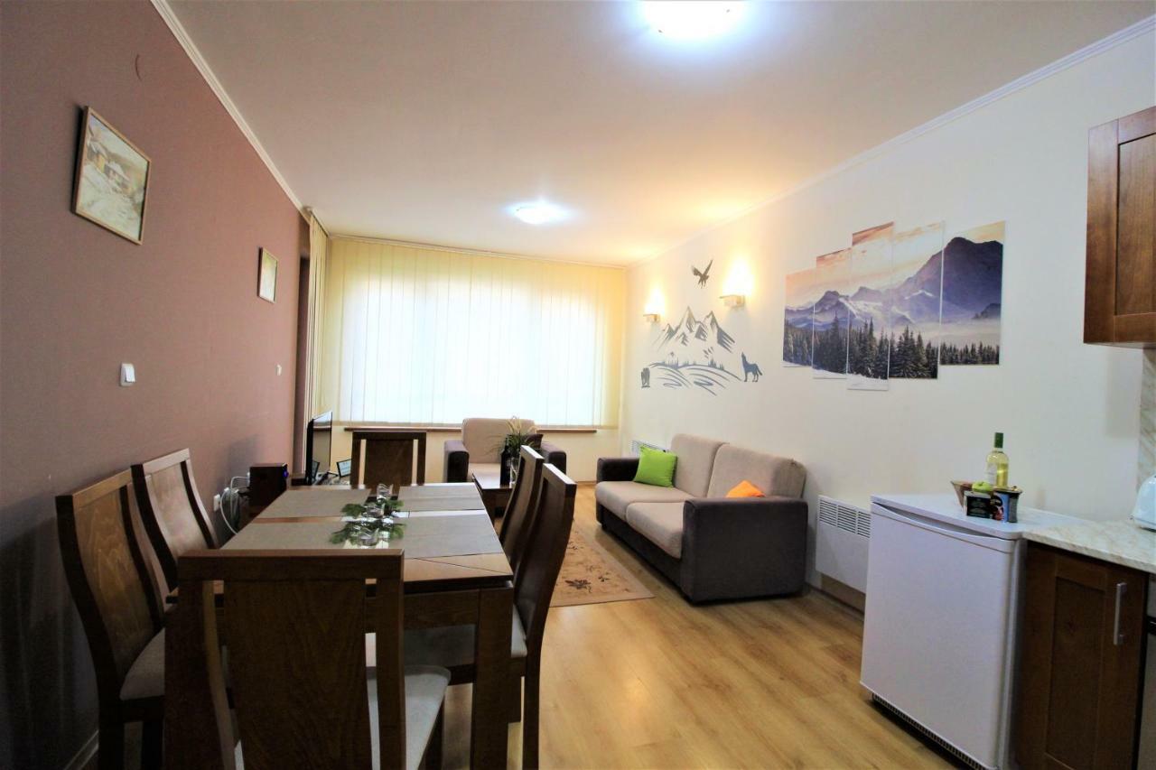 Pine Tree Apartment 2 - B7 Bansko Exterior foto